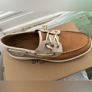 BRAND NEW SPERRY SHOES🫶🏻